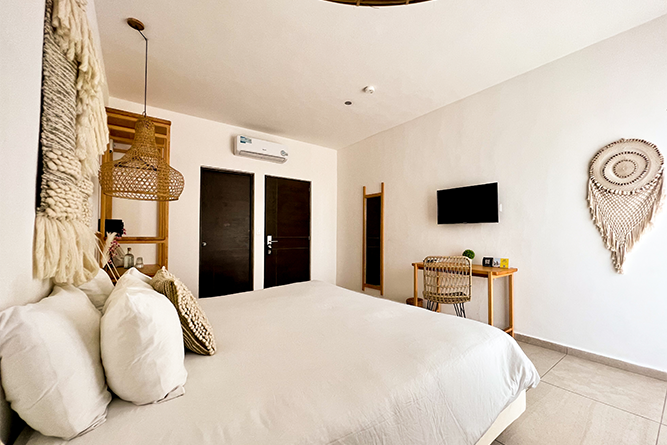 Terrasseplaya-deluxe-king-balcon1--667-X-445